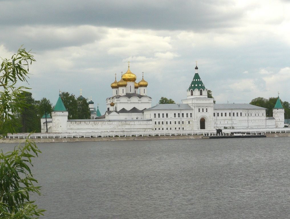 Кострома достопримечательности Ипатьевский монастырь